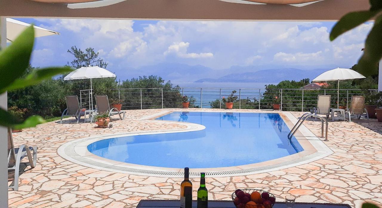 Villa Olive Grove And Sea View Agios Spyridon  エクステリア 写真